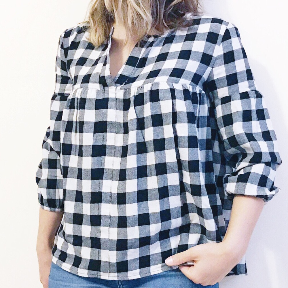 Romeo & Juliet Couture Black and White Gingham Top